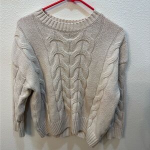 Elegant Cable Knit Sweater - Cream
